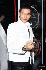 组图：黄晓明台湾出席活动称最迟40岁结婚