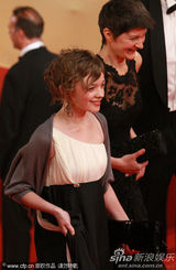 幻灯图集：《我的欢乐》戛纳首映 世界小姐抢镜