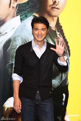 组图：《武侠》台湾举行记者会 金城武否认绯闻