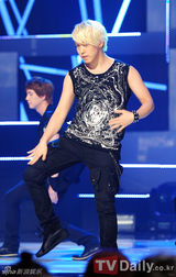 组图：SuperJunior获《ShowChampion》冠军