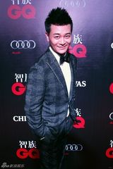 组图：吴樾出席GQ盛典硬朗尽显熟男风度