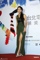 组图：张孝全首夺台北电影奖影帝 张榕容二度封后