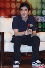 组图：房祖名任无偿献血大使 年底发新专辑