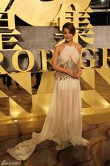 组图：林鹏盛装亮相英皇70周年庆