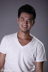 组图：快乐男声10强选手单人写真照合集