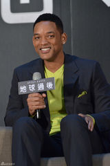 组图：威尔-史密斯携爱子台湾宣传新片