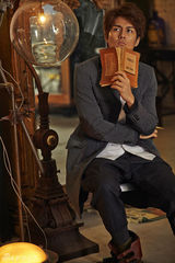 组图：吴克羣封面大片曝光 演绎音乐诗人