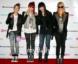 组图：2NE1举行新闻发布会 公开新专辑主打歌MV