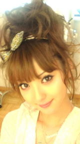 幻灯图集：日本人气美女佐佐木希生活照集锦