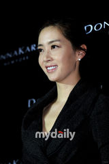 组图：宋允儿高小英高贤贞金允珍为某品牌站台