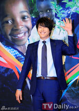 组图：申恩庆李素妍等出席希望TV举行制作会