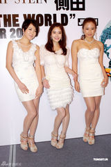 组图：侧田避忌女生怕被女友骂 否认与曹格玩4P 