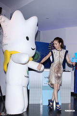 组图：林依晨回应跨年走音遭批 称状态差需修正