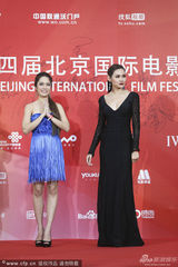 组图：《冬荫功2》泰国女星甜美浓艳两种风情