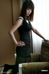 组图：中国第一人体模特亮相南宁 入住酒店拍写真