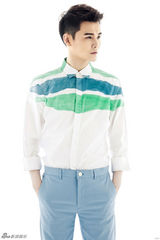 组图：孙坚活力写真阳光传递正能量