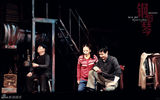 组图：话剧《钢的琴》登人艺 郭晓冬入戏疯狂