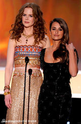 幻灯图：第16届美国演员工会奖 妮可克鲁兹情敌同台