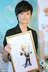 幻灯组图：李宇春携手迪士尼 绿色形象变身游戏主角