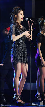 组图：韩新女团EXID《Show Champion》节目性感华丽