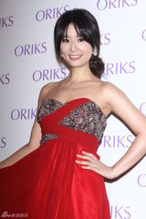 组图：林心如为保养品拍摄广告 驳斥整形流言