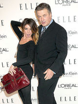 幻灯图集：碧昂丝韩国秀艳唇 莱昂纳多街头闲逛