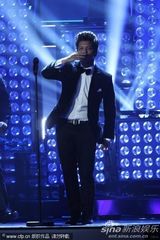 组图：第32届全英奖 布鲁诺-玛斯获最佳国际男歌手