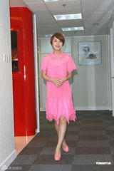 组图：杨丞琳遭妈妈催婚 公开求爱来者不拒