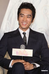 组图：宋承宪吻到数不清 金泰熙忘记曾到过台湾