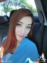 组图：41岁辣妈逆生长似少女 火辣身材完爆嫩模