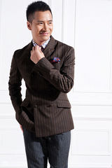 组图：何晟铭曝杂志大片 百变绅士品味儒雅