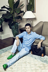 组图：任重湿身封面秀 首尝英伦风变身都市潮男