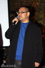 幻灯：《杜拉拉》票房破亿 徐静蕾亲自做面喂黄立行