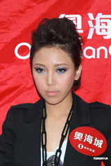 组图：阿娇自认已成长避谈陈冠希 泳儿公开新恋情