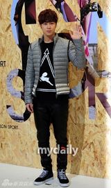 组图：郑允浩郑宇金智媛等为时尚活动站台