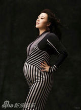 组图：女星郝蕾拍摄大肚写真曝光