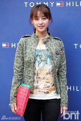 组图：神起昌珉FT在真刘仁娜等为品牌站台