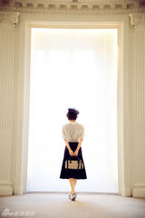 组图：王珞丹写真黑白配 十足文艺小清新