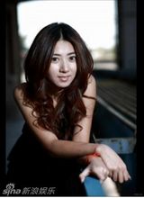 幻灯图集：《非诚勿扰》女嘉宾闫凤姣照片集锦