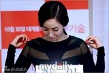 组图：韩秀雅洪秀儿新片《恋爱的技术》首映