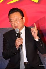 组图：蒋大为北京唱响红色经典 放歌献礼建党90周年