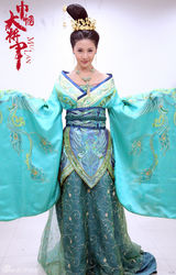 组图：《巾帼大将军》热播 刘梓妍十套华服盘点