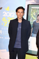 组图：伊势谷友介执导《陆之鱼》亮相台北电影节