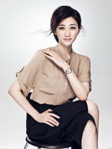 组图：李小冉拍代言写真身材曼妙风采依旧