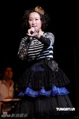 高清组图：王菀之不计前嫌原谅好友 张敬轩因病失约