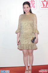 组图:汪圆圆挺5月孕肚踩高跟亮相 宣布一索得女