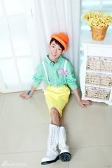 组图：《快男》海选“奇葩男”写真风格多样