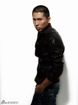 组图：王雷最新写真曝光 谍战剧《天敌》首演打戏