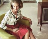 组图：罗茜-汉丁顿-惠特莉穿性感泳装登杂志封面