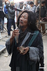 组图：《建元风云》胡军佘诗曼谈情 吴樾曝乞丐装